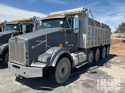 2009 Kenworth T800 10x4 Quad/A Dump Truck