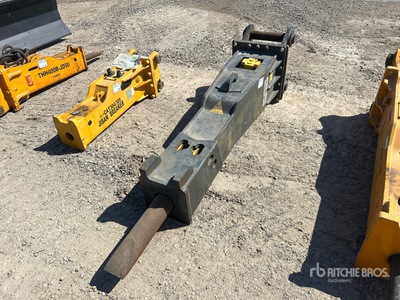 Mustang Q/C Hydraulic Breaker