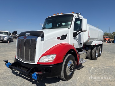 2014 Peterbilt 579 4000 gal 6x4 散水車