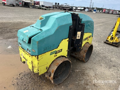 Ammann Rammax1575 Zagęszczarka do wykopów