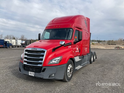 2020 Freightiner Cascadia 126 6x4 T/A Sleeper Truck Tractor