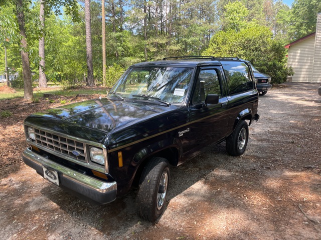 1988 Ford Bronco II XLT 4WD SUV