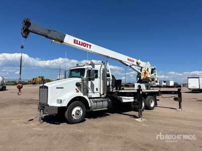 Elliott 1870CP 18 ton Straight Boom on 2012 Kenworth T800 6x4 mobiele kraan
