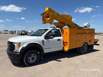 2019 Terex LTM40 40 ft on 2019 Ford F-550 XL 4x4 Bucket Truck