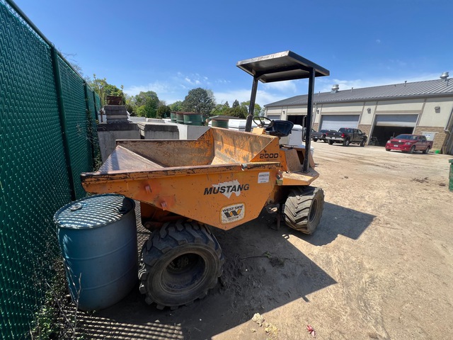 Mustang 200DZ2058 4x4 Dumper