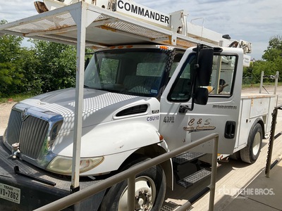 2005 International 4300 شاحنة ديجر ديريك (Inoperable)