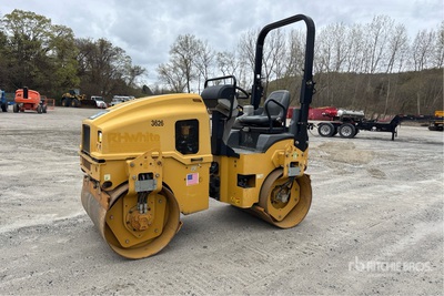 2015 Cat CB24B Double Drum Roller