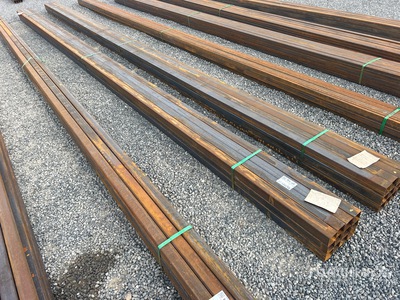 Quantity of (12) 2025 Kit Containers 2.5 in Square Tubing معدات بناء متنوعة