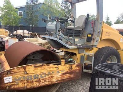 2013 Vibromax VM66 Smooth Drum Compactor