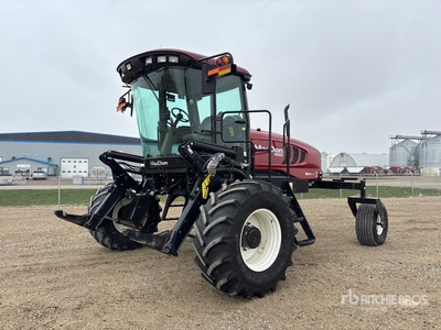2015 MacDon M155 Swather Windrower