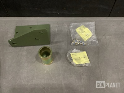 (5) Angle Brackets, (343) Hexagon Head Cap Screws & Assorted Items