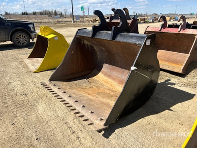 WBM 72 in Q/C Digging Excavator Bucket - Fits Cat 320