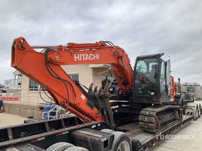 Hitachi ZX135 Tracked Excavator