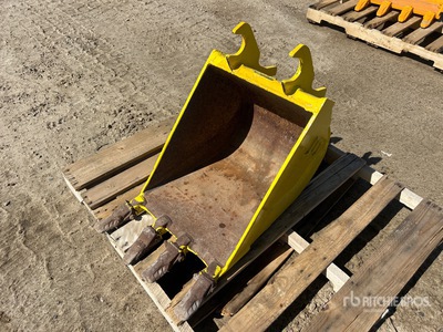 EFI 18 in Q/C Digging Excavator Bucket