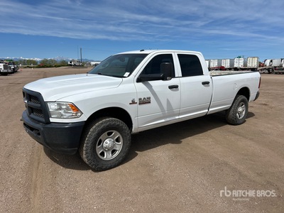 2017 Ram 3500 ST 4x4 Crew Cab Pickup