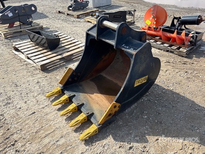 Trojan 12T-65 36 in Q/C Digging Excavator Bucket - Fits 12 Ton