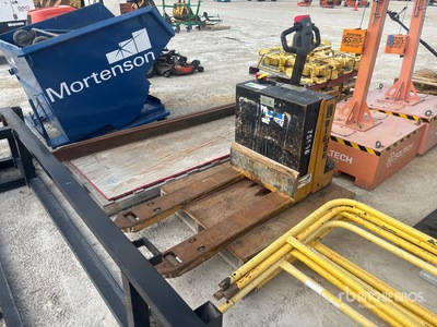 4500 lb Electric Palletwagen