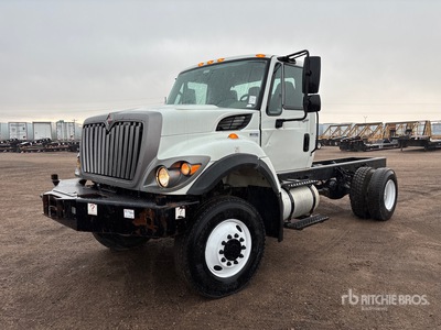 2013 International 7300 4x4 Kabina i podwozie
