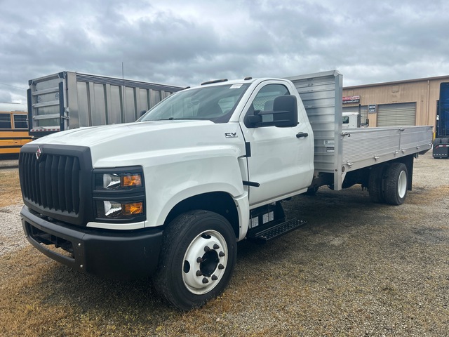 2023 International CV515 4x2 Flatbed Truck 2023 International CV515 4x2 Flatbed Truck