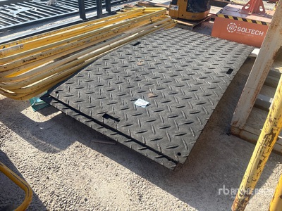 Quantity of (8) Ground Protection Mats Articoli da ferramenta e di consumo