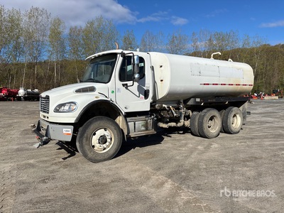 2017 Freightliner M2 106 4000 gal 4x2 Water Truck