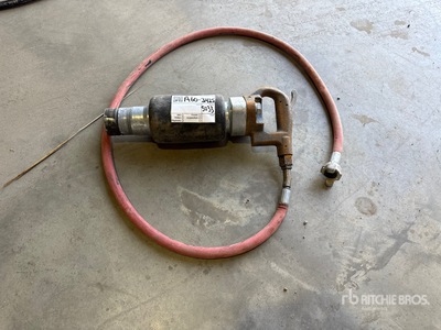 2024 Airman MAC30RB Rivet Buster