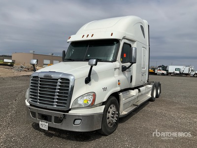 2016 Freightliner Cascadia 125 6x4 T/A Slaapcabine Trekker