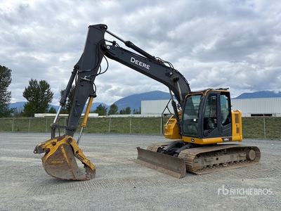 2022 John Deere 135G Tracked Excavator