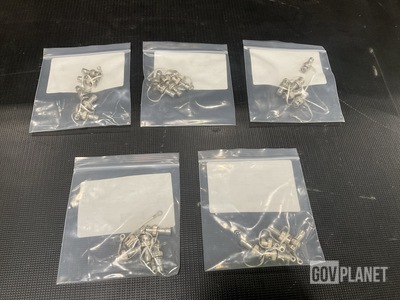 (25) Ordnance 8954568 Electrical Plug Connectors