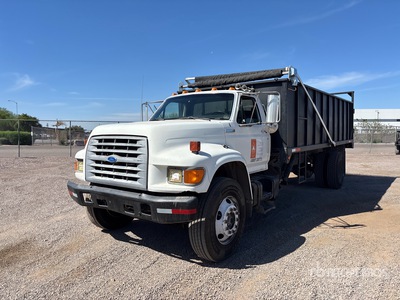 1995 Ford F8000 4x2 S/A Dump Truck