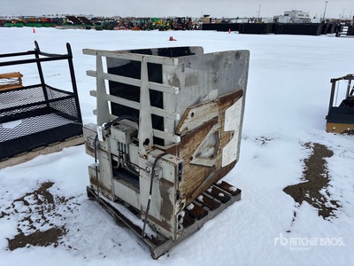 2011 Cascade Multipurpose Forklift Clamp Attachment