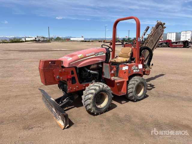 2007 Ditch Witch RT40 4x4 Trencher