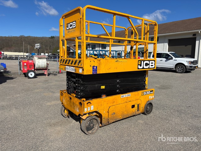 2018 JCB S3246E Electric Scissor Lift