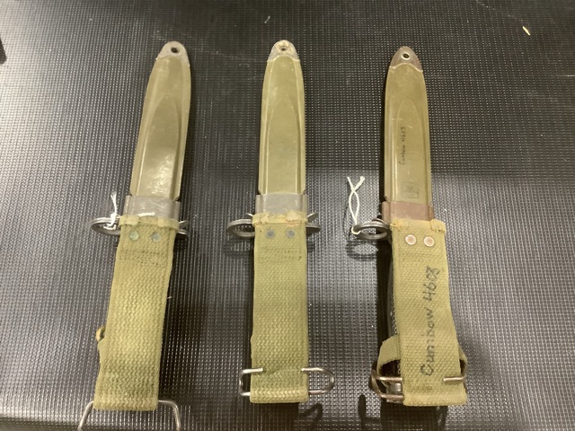 (48) Bayonet Knives w/Scabbards