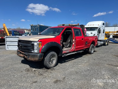 2017 Ford F-250 XL 4x4 Crew Cab Pickup (Inoperable)