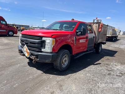 2017 Ford F-250 4x4 Crew Cab Camion utilitaire