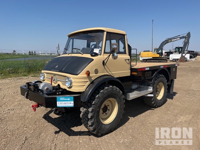 1976 Mercedes Unimog 4x4 Flatbed Truck