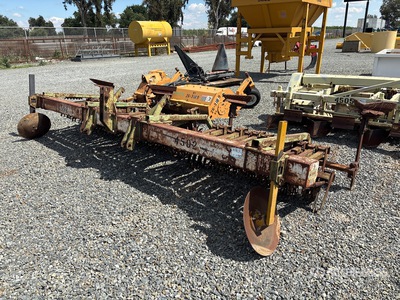 KMC 15 ft 10 in 3-Point Rotary Hoe