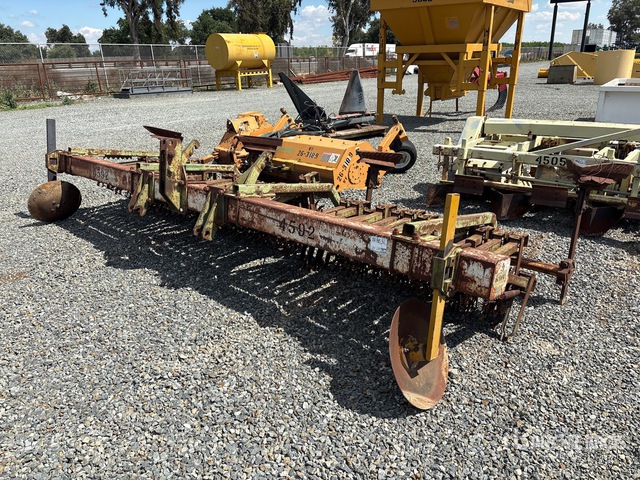 KMC 15 ft 10 in 3-Point Rotary Hoe