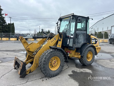 2009 Cat 906H جرافة
