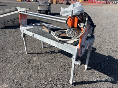 2005 NUOVA MONDIAL SEGA MANTA 1550 mm x 650 mm Electric Piła stołowa