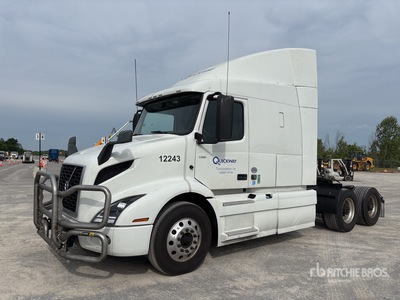 2022 Volvo VNR 6x4 Cabina con cuccetta per trattore stradale