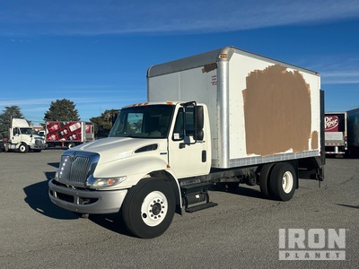 2008 International 4300 Dura Star 4x2 Van Truck