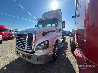 2016 Freightliner Cascadia 125 6x4 T/A Day Cab Truck Tractor (Inoperable)