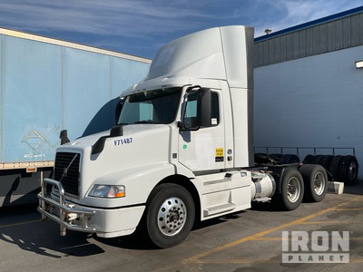 2016 Volvo VNM 6x4 T/A Day Cab Truck Tractor