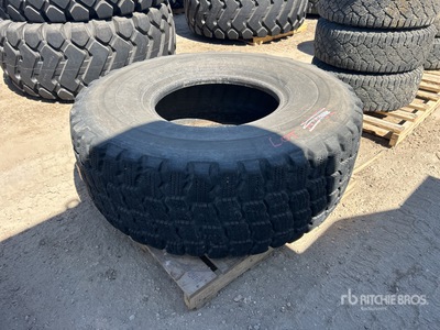 Quantity of (1) Michelin 20.5R25 Pneumatici