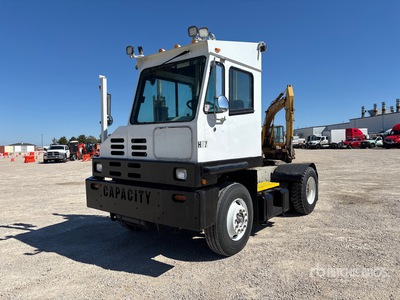 2014 Capacity TJ5000 4x2 Spotter Truck