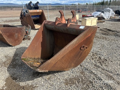 25 in Q/C V-Ditching Excavator Bucket