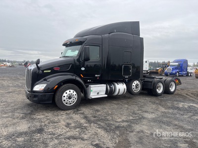 2018 Peterbilt 579 8x4 Cabeza Tractora Cabina Dormitorio