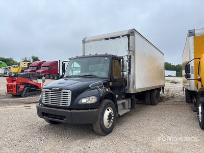 2011 Freightliner M2106 4x2 Furgoneta caja cerrada (Inoperable)